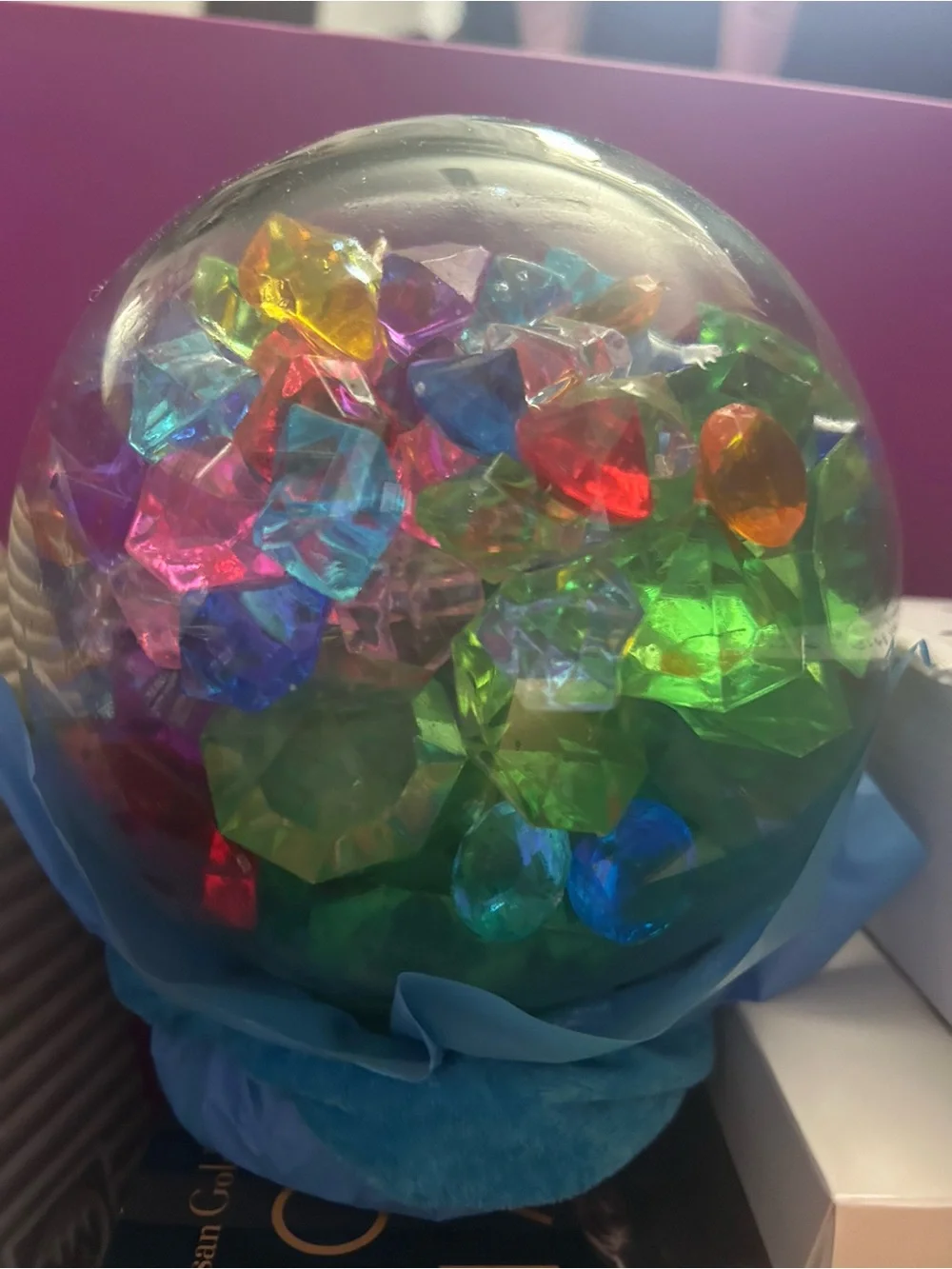 Crystal ball - Picture 1 of 1